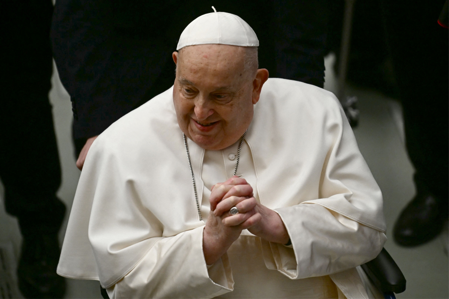 Estado de Saúde do Papa Francisco é preocupante e se agravou em razão de infecção complexa