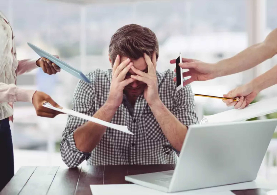 Com o aumento de doenças que afetam a saúde mental, prezar por bem-estar no ambiente de trabalho é essencial